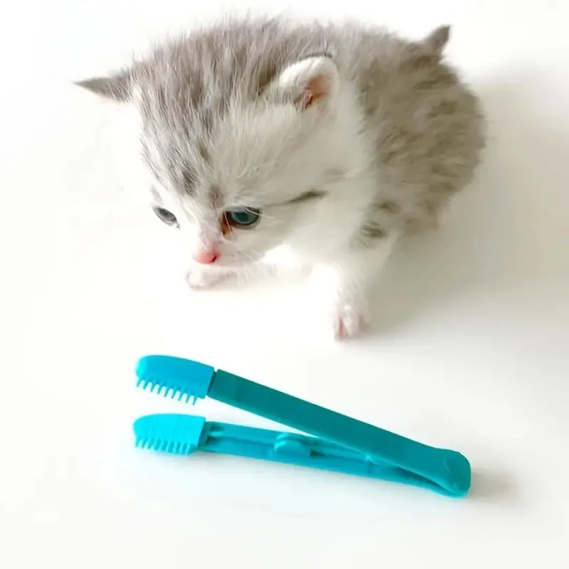 2-Pack: Pet Eye Comb Brush Pet Tear Stain Remover Comb Cleaning Grooming Tools