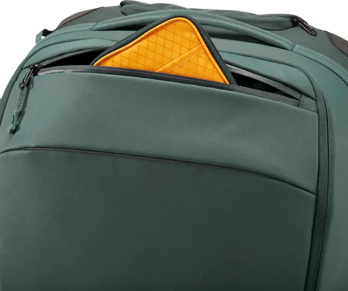 Eagle Creek Tarmac XE 4-Wheel Suitcase  65L & 95L