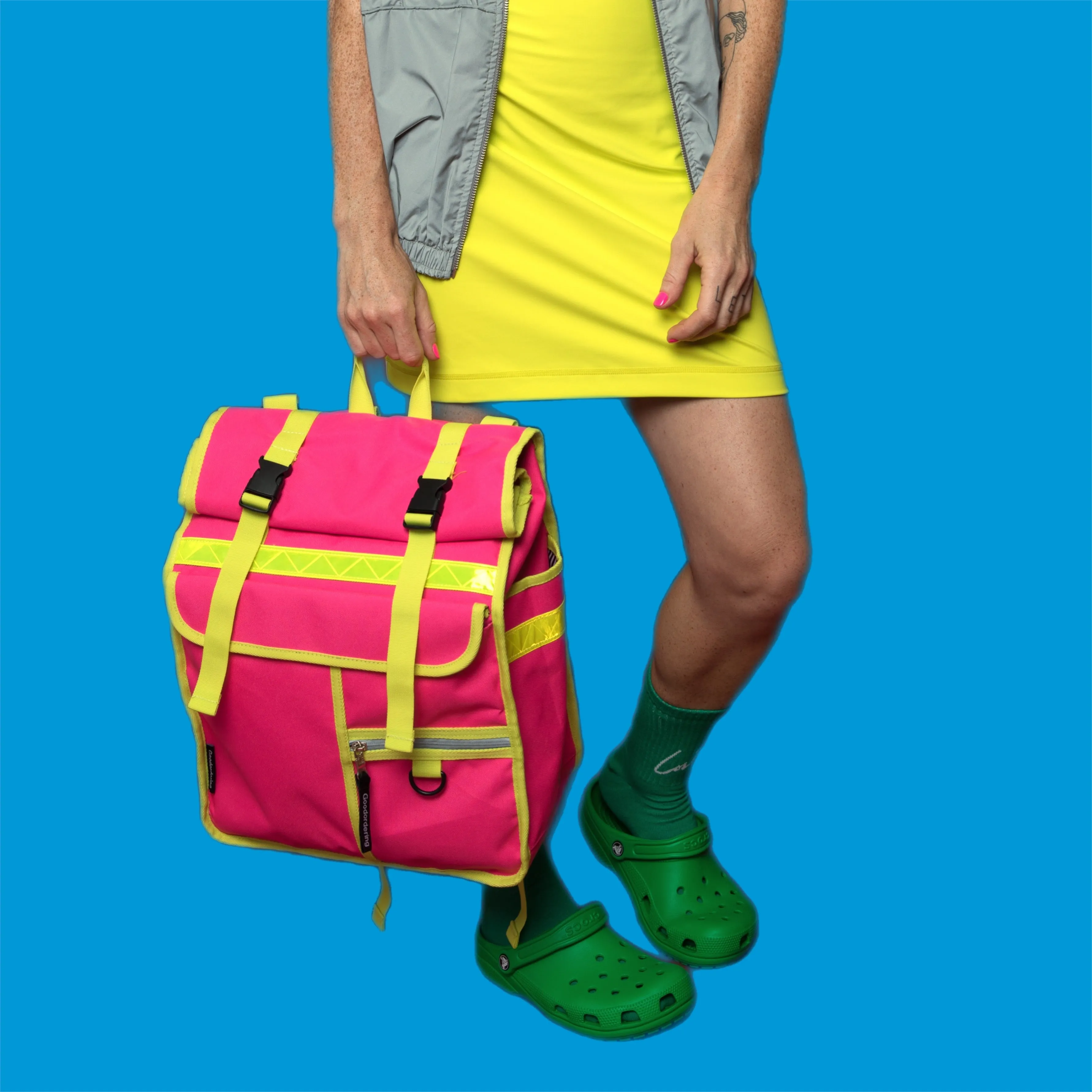 Neon pink rolltop backpack pannier bike bag Rixen kaul hardware hooks